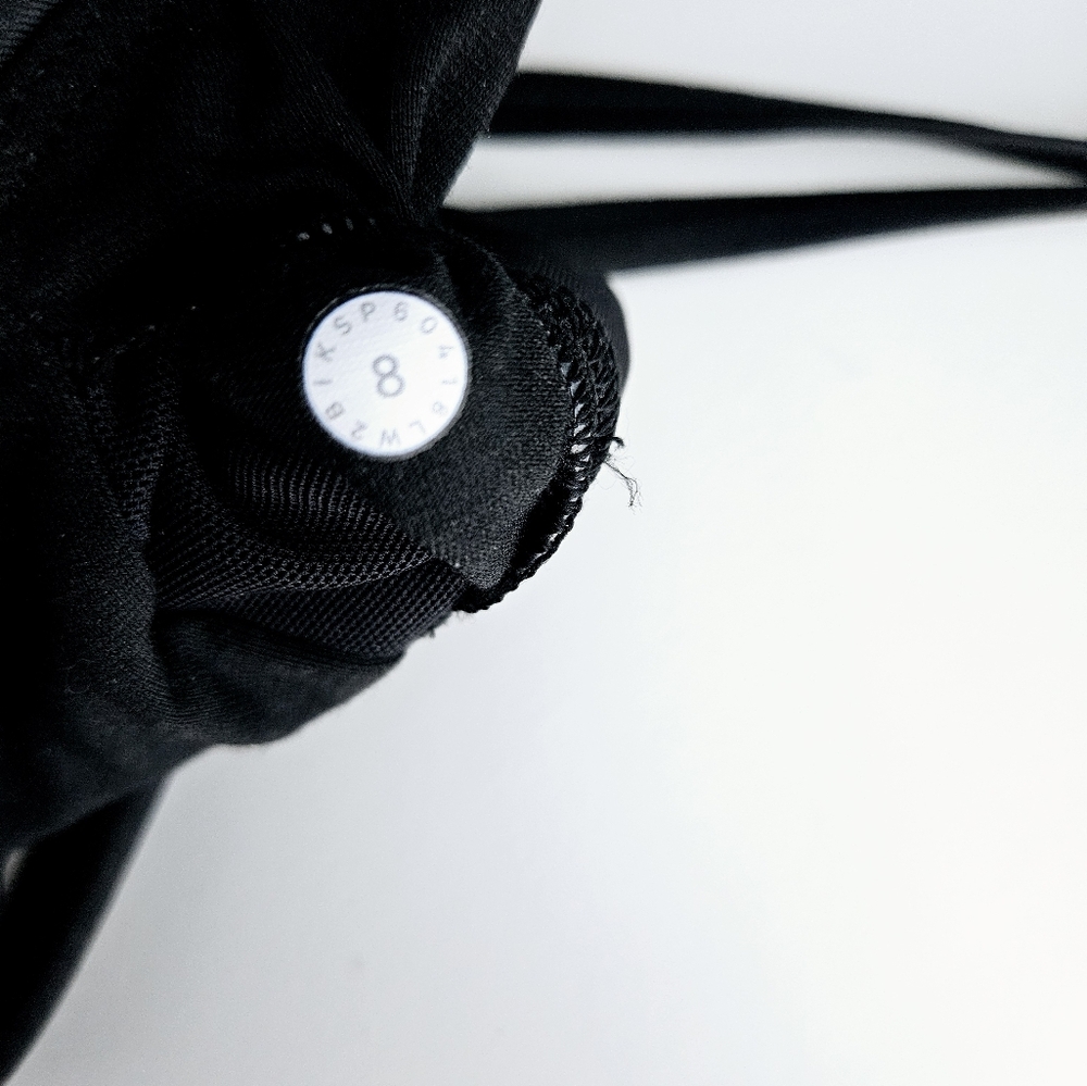 Lululemon Energy Bra Long Line "Special Edition Cire | Black | 8 - Picture 8 of 8
